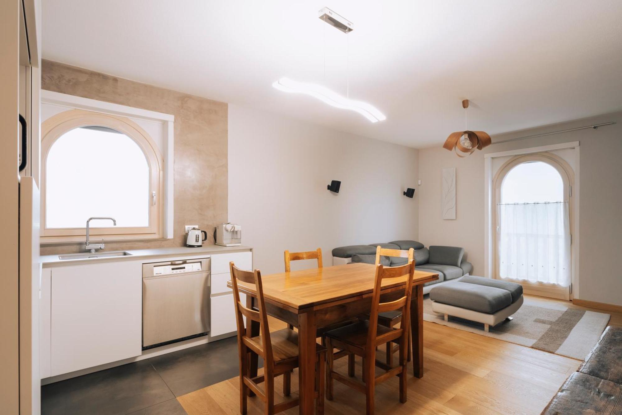 Aosta Holiday Apartments - Edelweiss エクステリア 写真